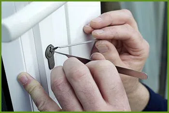 Neighborhood Locksmith Services Bonner Springs, KS 913-214-0746 - 3-cheap-locksmith-near-me